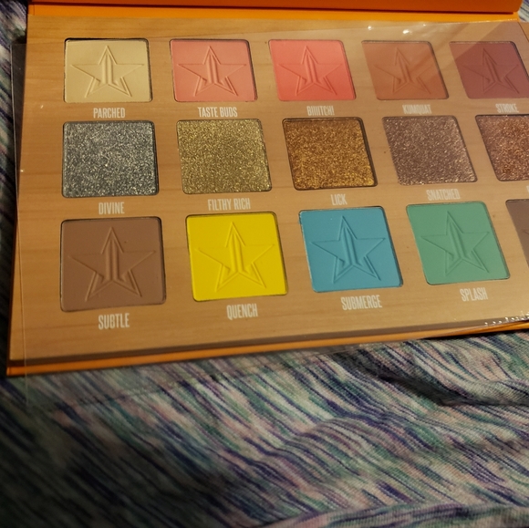 Jeffree Starr Thirsty Palette - Picture 2 of 3